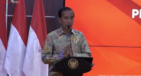 Jokowi Soroti Kasus Bayi Minum Kopi Susu, Singgung Kader Posyandu dan BKKBN: Penyuluhan Itu Penting