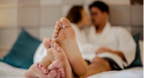 Selain Tingkatkan Keintiman Pasangan, Ini 5 Manfaat Bercinta bagi Kesehatan