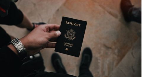 Polemik Paspor Asing: Refleksi Nasionalisme atau Krisis Kepercayaan?