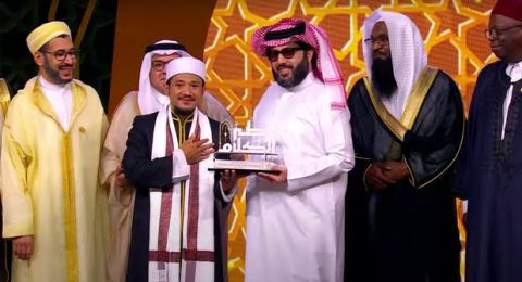 Warga Indonesia Raih Hadiah 4 Miliar dari Lomba Azan, Netizen Ribut Soal Pajak
