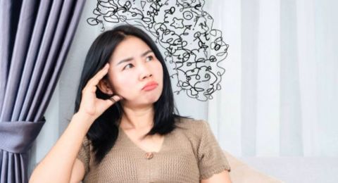 Kepala 'Meledak' Gara-gara Overthinking? Ini 6 Jurus Jitu buat Bungkam Pikiranmu