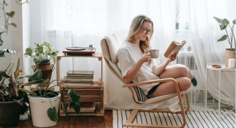 4 Zodiak yang Lebih Suka Menyendiri dibanding Berbaur dengan Orang Lain