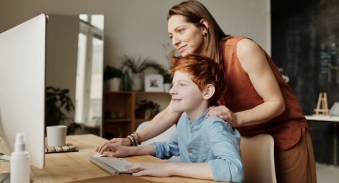 Ubah Persepsi Salah Tentang Laki-laki dengan Ajarkan 3 Hal Ini pada Anak