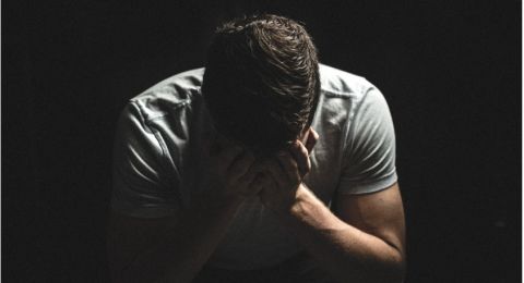 Remaja Bunuh Diri karena Masalah Kesehatan Mental, Salah Siapa?