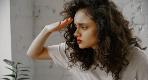 5 Cara Mengatasi Rasa Iri atas Keberhasilan Orang Lain, Ubah Perspektifmu