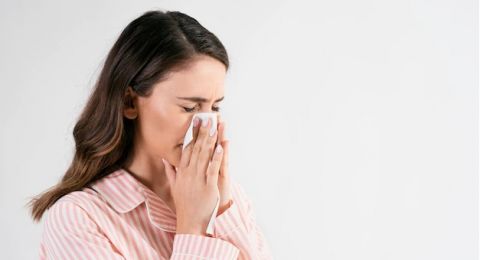 4 Pertolongan Pertama saat Mengalami Mimisan, Jangan Mendongakkan Kepala!