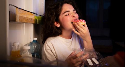 Sering Merasakan Lapar di Tengah Malam? Coba Lakukan 5 Tips Berikut Ini