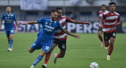 Persis vs Persib: Tyronne del Pino Siap Bikin Publik Solo Gigit Jari