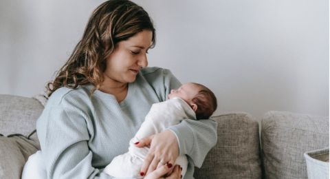 4 Cara Mengatur Waktu bagi Ibu Baru, Bisa Cegah Baby Blues