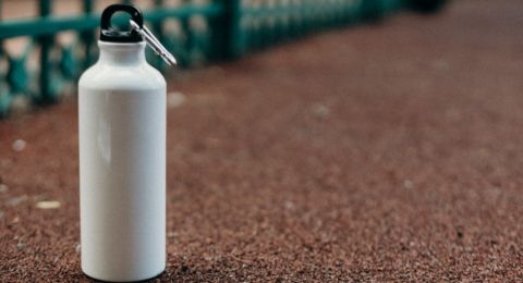 4 Kriteria Penting Botol Minum yang Aman untuk Memastikan Kesehatan Anda