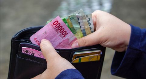 4 Tips Hidup Hemat di Jakarta yang Wajib Diketahui Anak Rantau