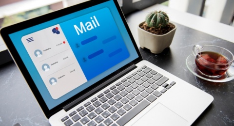 Ingin Membuat Lamaran Kerja Via Email? Fresh Graduate, Perhatikan 6 Hal Ini