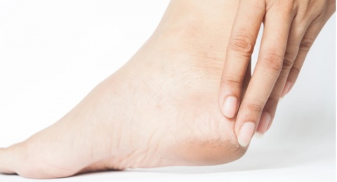 4 Tips Mudah Mengatasi Kulit Kaki yang Kering dan Kasar, Pernah Mencobanya?