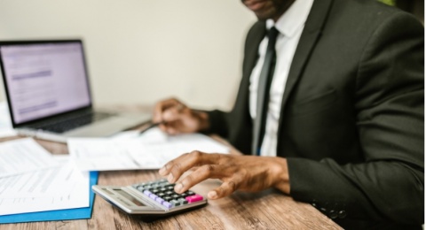 Bukan Hanya Gaji, Inilah 5 Keuntungan Jadi Bagian dari Industri Perbankan