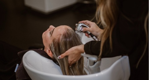 5 Kesalahan Umum dalam Memilih Produk Perawatan Rambut yang Perlu Dihindari