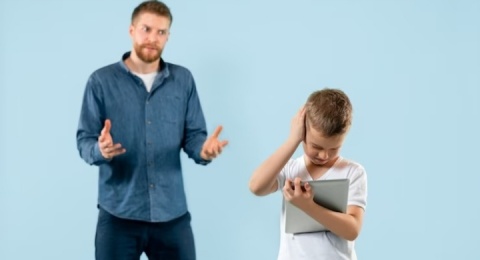 4 Cara Mendidik Anak yang Punya Sifat Keras Kepala, Jadi Orangtua Bijak