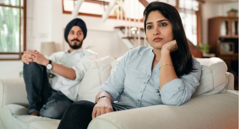 Bikin Sakit Hati, 6 Dampak Negatif Membandingkan Pasangan dengan Orang Lain