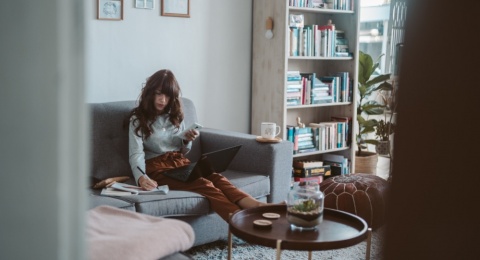Gen Z Wajib Tahu! Ini 4 Tips Menjaga Work Life Balance saat Kerja WFH