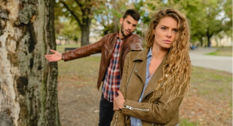 Waspadai 6 Tipe Cowok Red Flag Ini, Wajib Jaga Jarak Demi Keselamatan Hati!