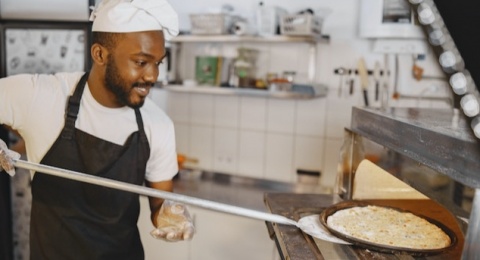 Kenali 5 Profesi Baker, Pembuat Roti dan Kue yang Terampil dan Jarang Diketahui