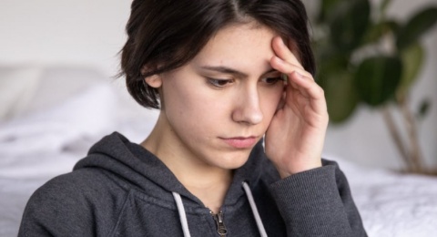 FOMO Level Akut? Ini 5 Jurus Ampuh Gen Z Biar Lebih Fokus dan Percaya Diri!