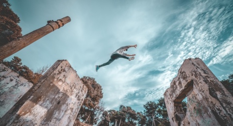 Tergolong Berbahaya, Berikut 3 Manfaat Olahraga Parkour bagi Kesehatan