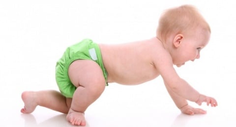 5 Tips Mengajari Bayi agar Bisa Merangkak Lebih Cepat, yuk Terapkan!