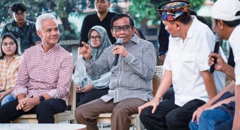 Ganjar-Mahfud Gelar Kongkow bareng Seniman dan Gen Z, Ganjar: Politisi dan Seniman Kerjanya Sama