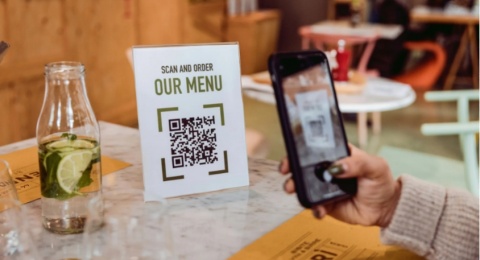 Mau Makan di Restaurant, tapi Lihat Menu harus Scan QR Code Dulu: Nafsu Makan Jadi Ilang