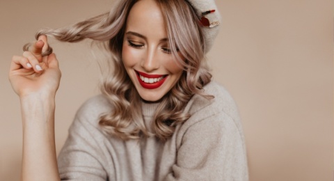 Ini 5 Trik Balayage Rambutmu Sendiri, Enggak Kalah sama Hairstylist Artis!