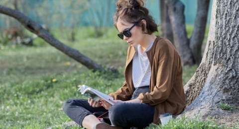 Beli Kacamata Kok Mahal Banget, Memang yang Murah Kenapa?