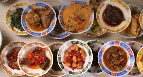 Rekomendasi 4 Menu Rumah Makan Padang Selain Rendang yang Menggugah Selera