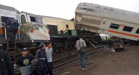Fakta-Fakta Kecelakaan KA Turangga vs Kereta Bandung Raya di Cicalengka