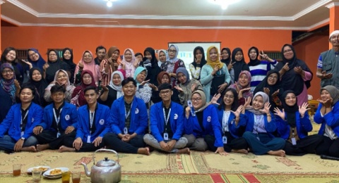 Sosialisasi Hasil Penerapan Digitalisasi UMKM di Bendorejo Semanu DIY oleh Mahasiswa Mercu Buana