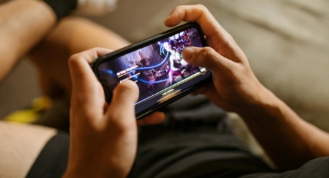 Terbiasa Bicara Kasar, Ini Alasan Bermain Game Memengaruhi Emosi Gamers