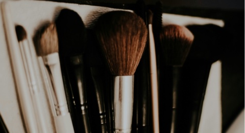 3 Rekomendasi Brush Set Ukuran Mini dari Brand Lokal, Cocok untuk Traveling