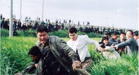 Ulasan Film Memories of Murders, Kisah Pengusutan Kasus Pembunuhan Berantai