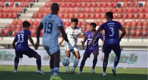 BRI Liga 1: Jelang Menjamu Persebaya Surabaya, Persib Bandung Masih Dilanda Badai Cedera