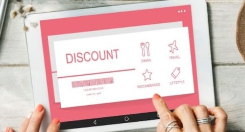 Flash Sale dan Ledakan Transaksi Online: Saat Diskon Ramadan Lebih Menggoda daripada Aroma Opor