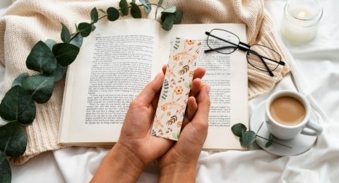 Anti Lipat Buku, Ini 4 Rekomendasi Benda di Sekitar untuk Jadi Bookmark