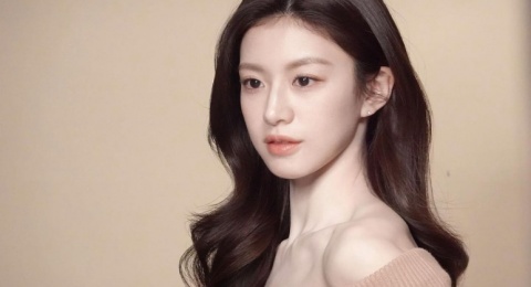4 Gaya Fashion Terbaru Go Youn Jung, Cocok untuk Ide Segar OOTD Modismu!