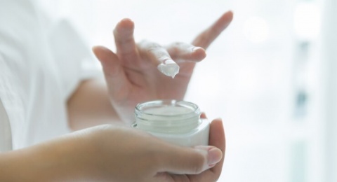 Bye-Bye Keriput! 3 Rekomendasi Moisturizer Brand Lokal Mengandung Collagen