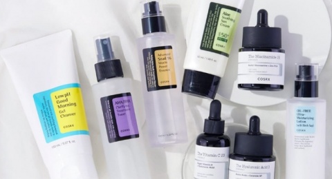 Rawat Kulit Wajah Berminyak dengan 3 Produk Skincare dari COSRX