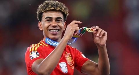 Lamine Yamal: Pemain Muda Terbaik di EURO 2024, Catat Statistik Luar Biasa!