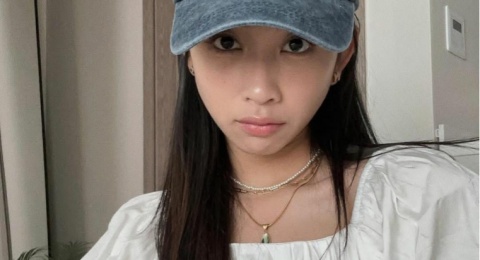 Feminin dan Stylish, Contek 4 Inspirasi OOTD Rok Ala Dita SECRET NUMBER