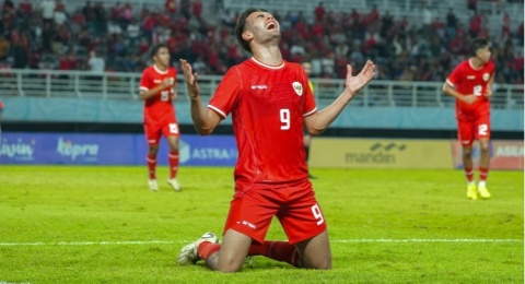 Jika Jens Raven Sukses di AFF U-19, 2 Pemain Senior Ini Posisinya Terancam!