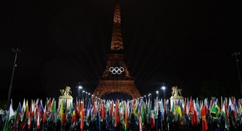 4 Hal Menarik Seputar Pembukaan Olimpiade Paris 2024, Celine Dion Comeback
