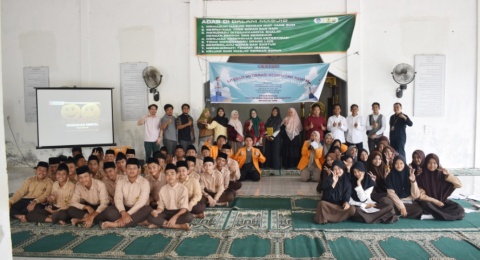 Cegah Gangguan Mental Remaja, Dosen Psikologi UNJA beri Penyuluhan