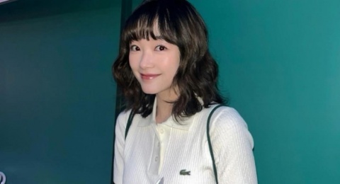 Playful Look! 4 Ide Outfit ala Lee Yoo-mi Ini Cocok untuk Tampilan Kasualmu
