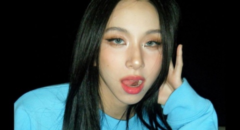 4 Gaya OOTD Terbaru ala Chaeyoung TWICE Buat Kamu yang Suka Gaya Minimalis!